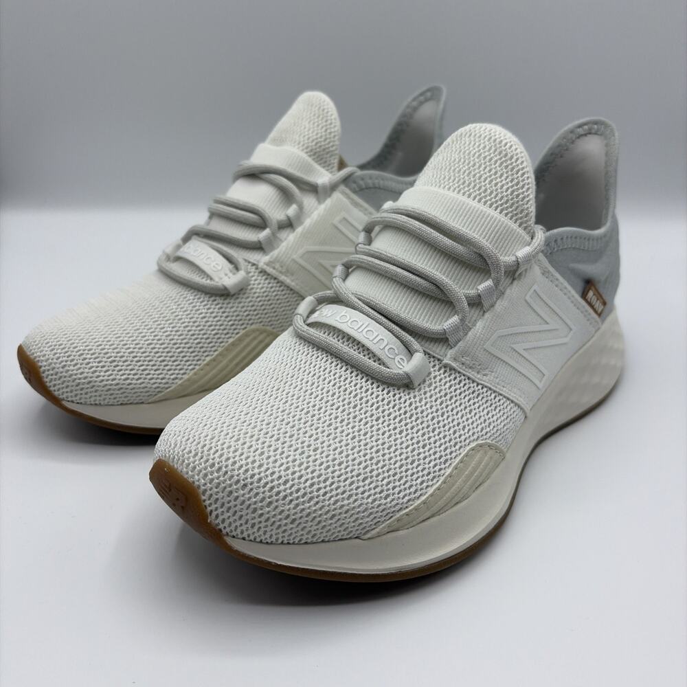 NEW BALANCE Fresh Foam Roav Women's White/Beige Athletic Shoes WROAVRW Size: 8.5